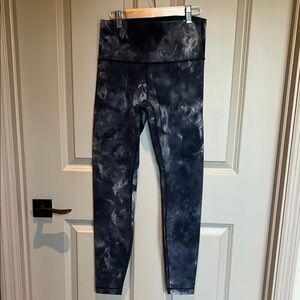 Lululemon Black and Gray Leggings